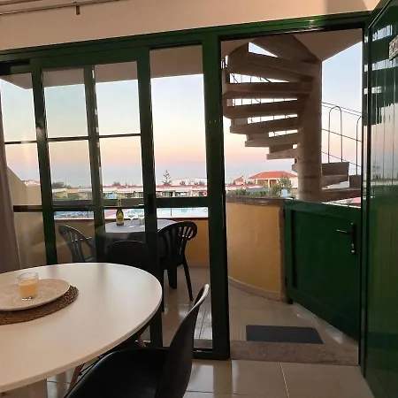 公寓 Trilly Sea View *